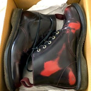 Doc Marten s ladies 6 hole lace up boots